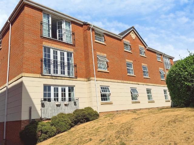 Flat for sale in Hamilton, Old Wharf