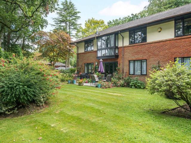 Flat for sale in Kingswood Firs, Bolton Low Houses