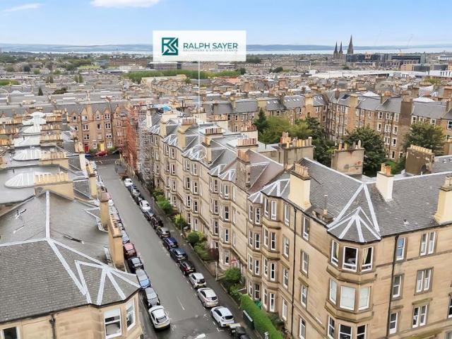 Flat for sale in Merchiston, Scotland