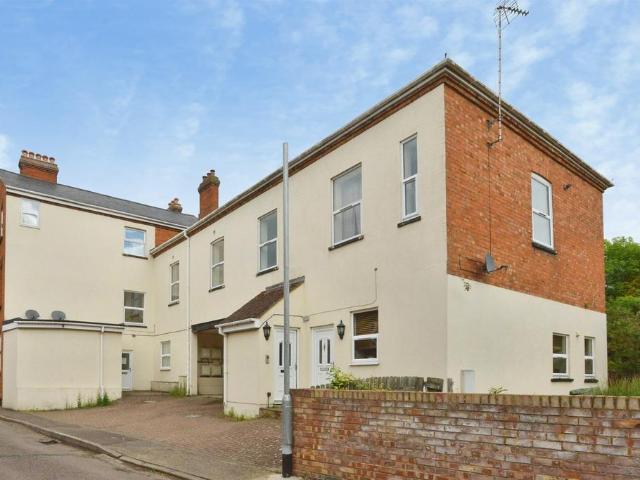 Flat for sale in Old Wolverton, Milton Keynes