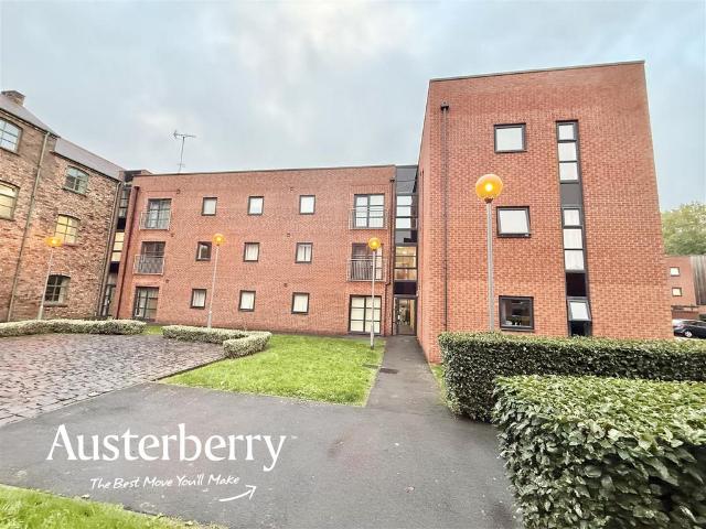 Flat for sale in Stoke, Stoke-on-Trent