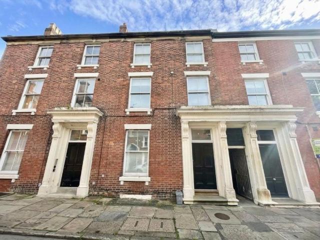Flat for sale in Avenham, Preston