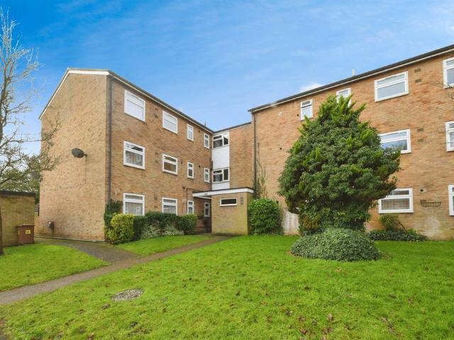 Flat for sale in Panshanger, Fretherne