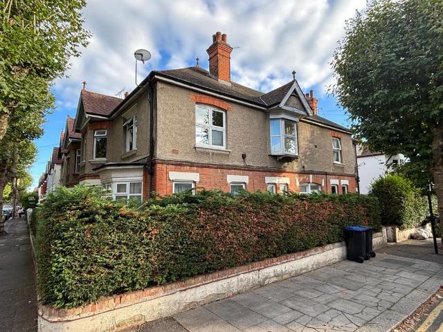 Flat for sale in Westcliff-on-Sea, Southend-on-Sea