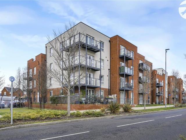 Flat for sale in Castle Hill, Monks Orchard