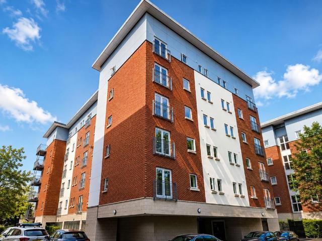 Flat for sale in Ordsall, Salford