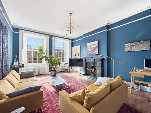 Flat for sale in Broughton, Scotland