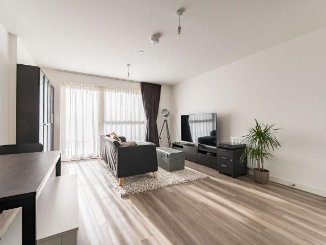 Flat for sale in Plashet, Greater London