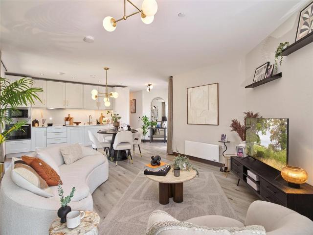 Flat for sale in Navestock Side, Essex