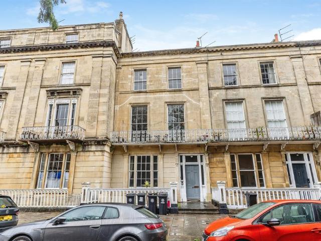 Flat for sale in Clifton Village, Bristol