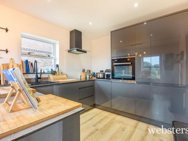 Flat for sale in Thorpe St Andrew, Broadland