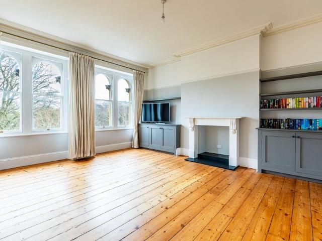 Flat for sale in Hotwells, Feckenham