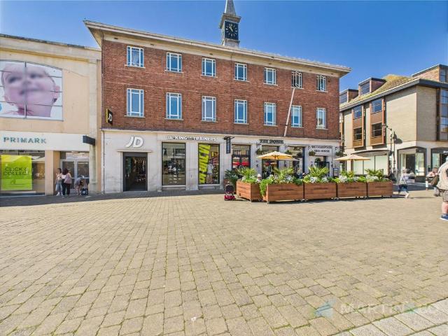 Flat for sale in Moresk, Penweathers