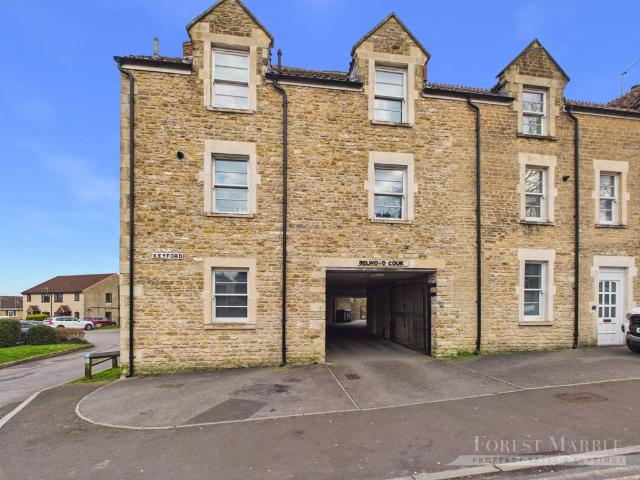 Flat for sale in Frome