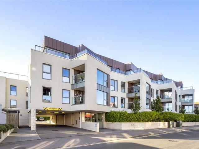 Flat for sale in Fishersgate, West Sussex