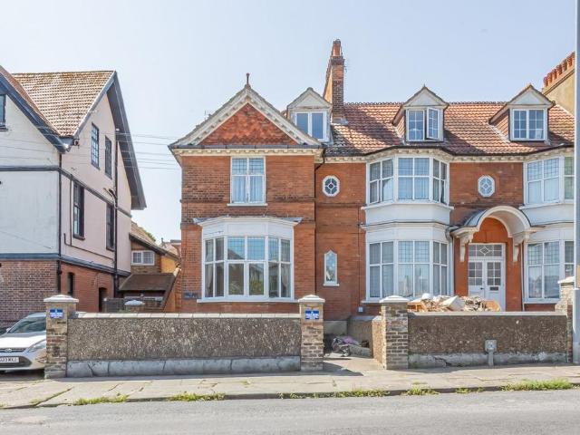 Flat for sale in Westgate-on-Sea, Acol