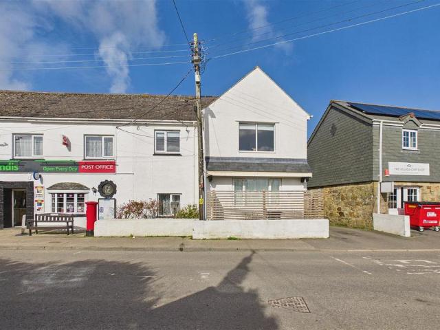 Flat for sale in Cubert, Cornwall