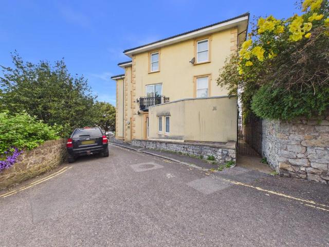 Flat for sale in Weston-super-mare, North Somerset
