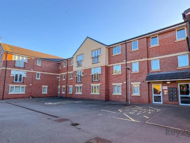 Flat for sale in Eckington, North East Derbyshire