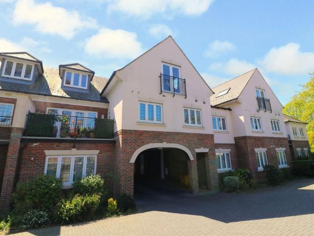 Flat for sale in Fareham, Isle Of Man