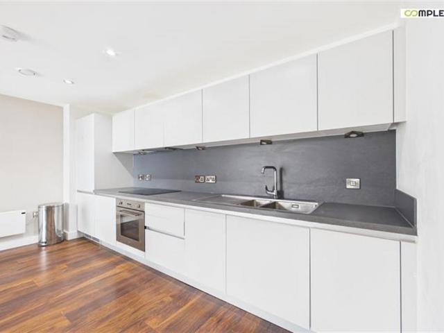 Flat for sale in City Centre, Georgia