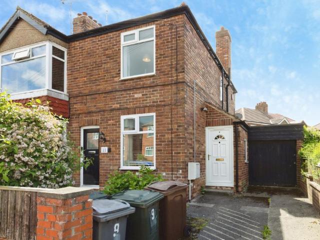 Flat for sale in Whitley Bay, North Tyneside