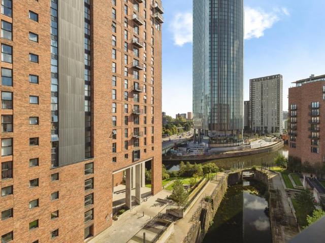 Flat for sale in Ordsall, Salford