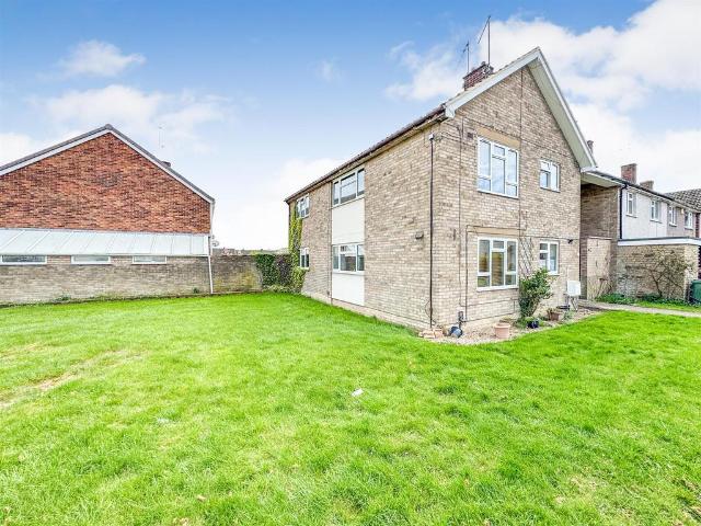 Flat for sale in Corby