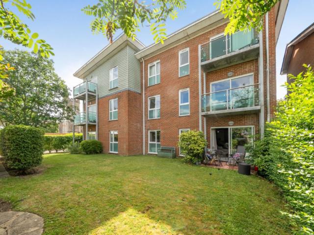 Flat for sale in St James, Sandown Park