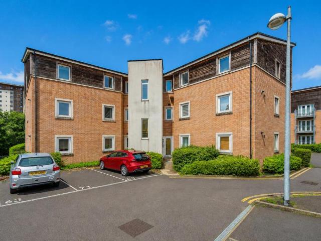 Flat for sale in Cardiff International Sports Village, Cardiff