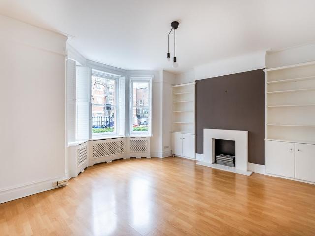 Flat for sale in Kensal Town, Maida Vale