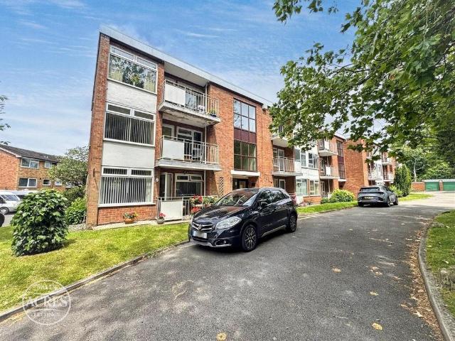 Flat for sale in West Midlands