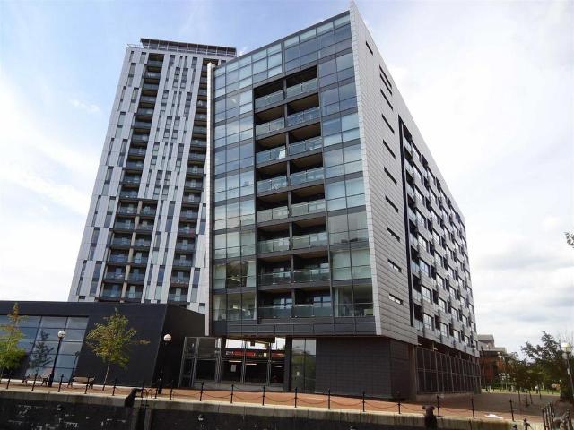 Flat for sale in Salford, Greater Manchester