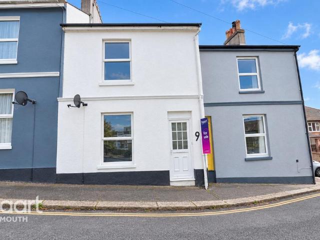 Flat for sale in Stonehouse, Plymouth