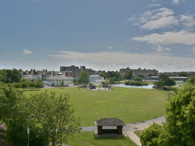Flat for sale in Central, Heathlands