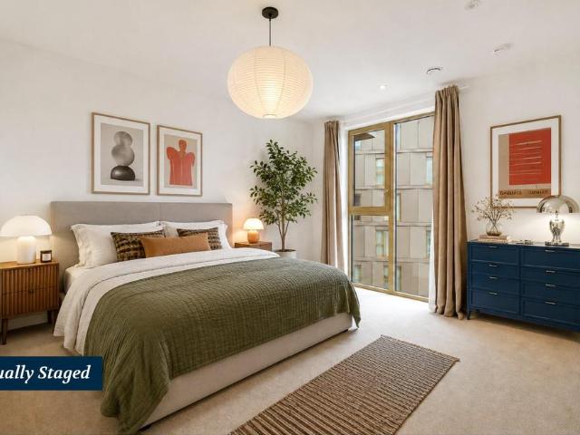 Flat for sale in Tottenham Hale, Greater London