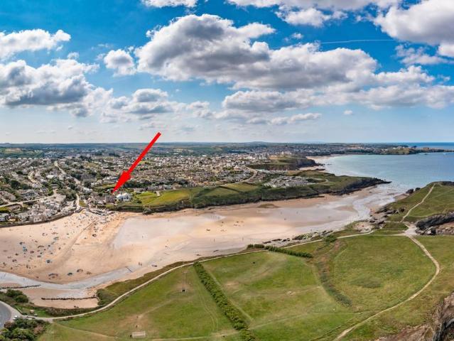 Flat for sale in Porth, Newquay