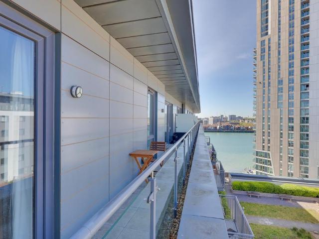 Flat for sale in Woolston, City Of Southampton