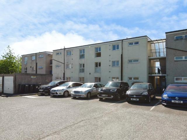 Flat for sale in Rowner, Middlecroft