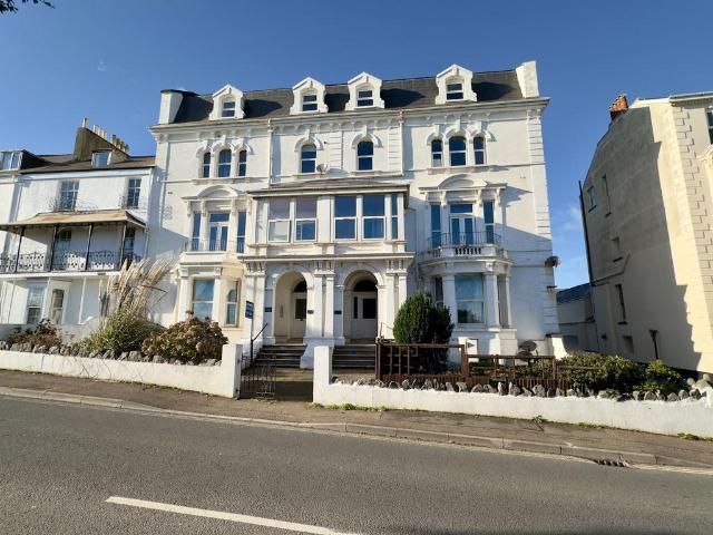 Flat for sale in Dawlish, Bridford