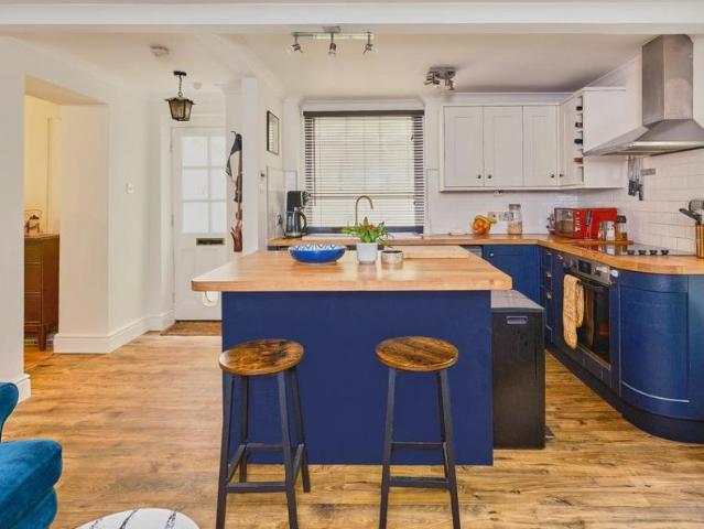 Flat for sale in Tyndall's Park, Feckenham