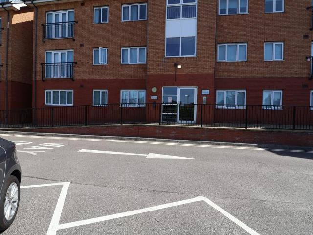 Flat for sale in Orrell Park, Calderstones