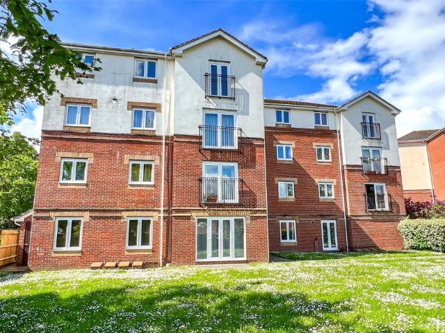 Flat for sale in Harefield, Isle Of Man