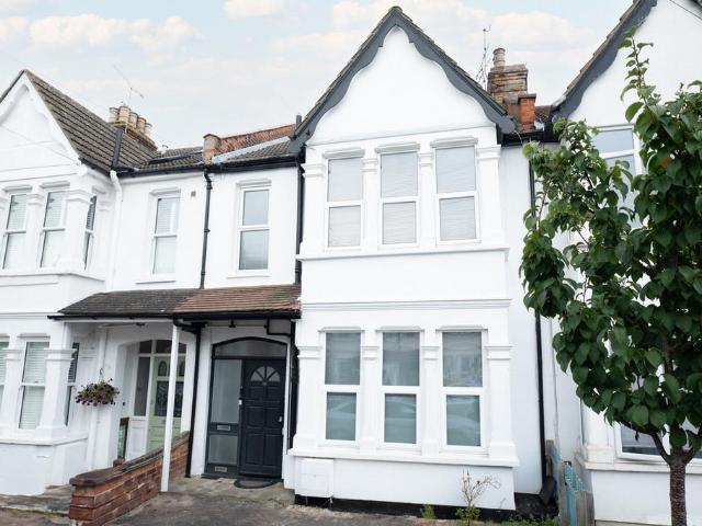 Flat for sale in Leigh-on-sea, Leigh-on-Sea