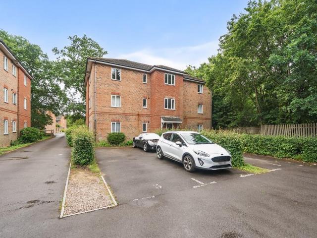 Flat for sale in Fareham, Whiteley