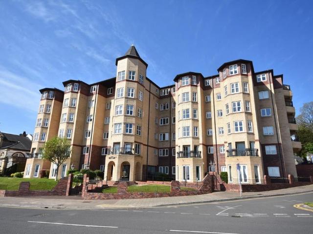 Flat for sale in Penarth Marina, Penarth