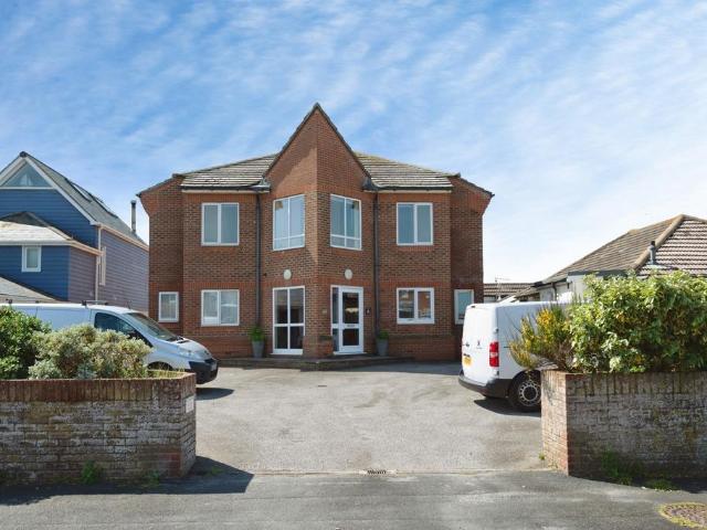 Flat for sale in Spring Vale, Hampshire