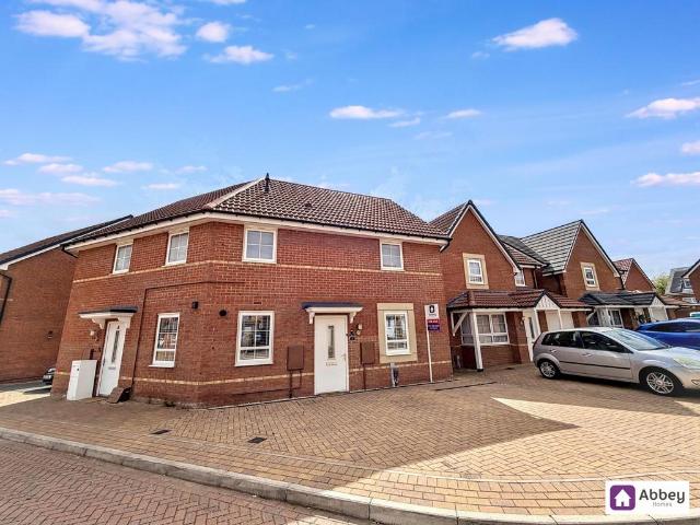 Flat for sale in Old Wharf, City Of Leicester