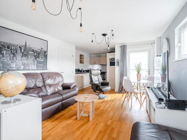 Flat for sale in Lakenham, East Bank