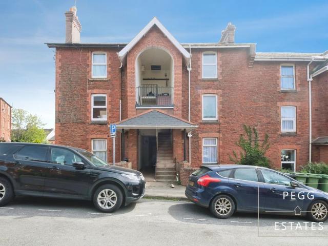 Flat for sale in St Michaels, Livermead